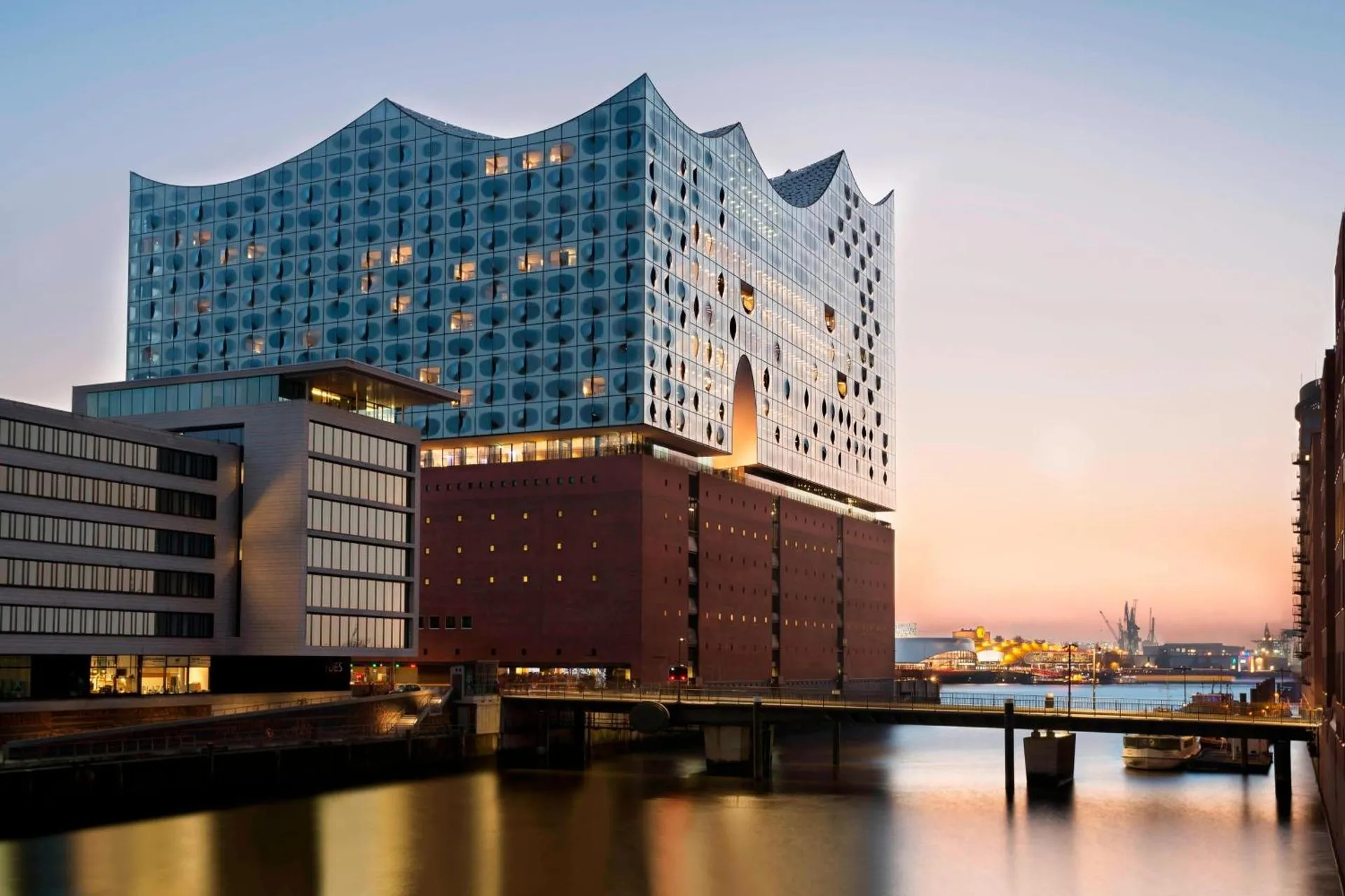 Dog Friendly Hotel $Hamburg - $The Westin Hamburg