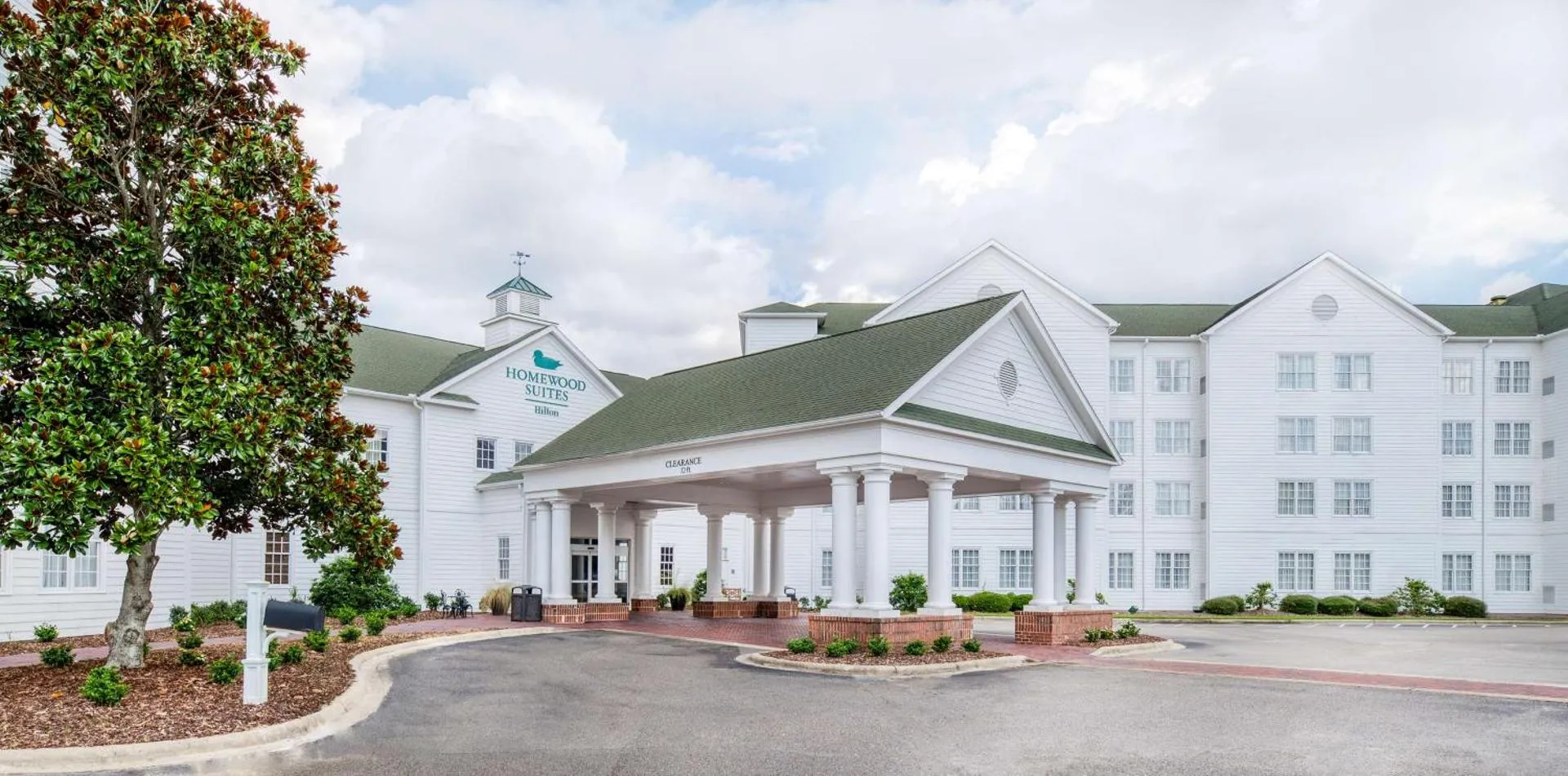Dog Friendly Hotel $Pinehurst - $Homewood Suites by Hilton Olmsted Village