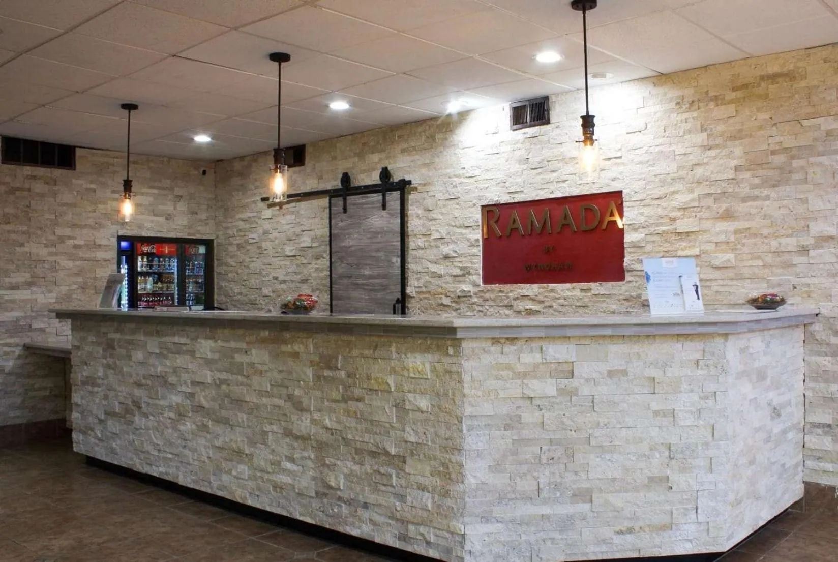 Dog Friendly Hotel $North Platte - $Ramada by Wyndham North Platte
