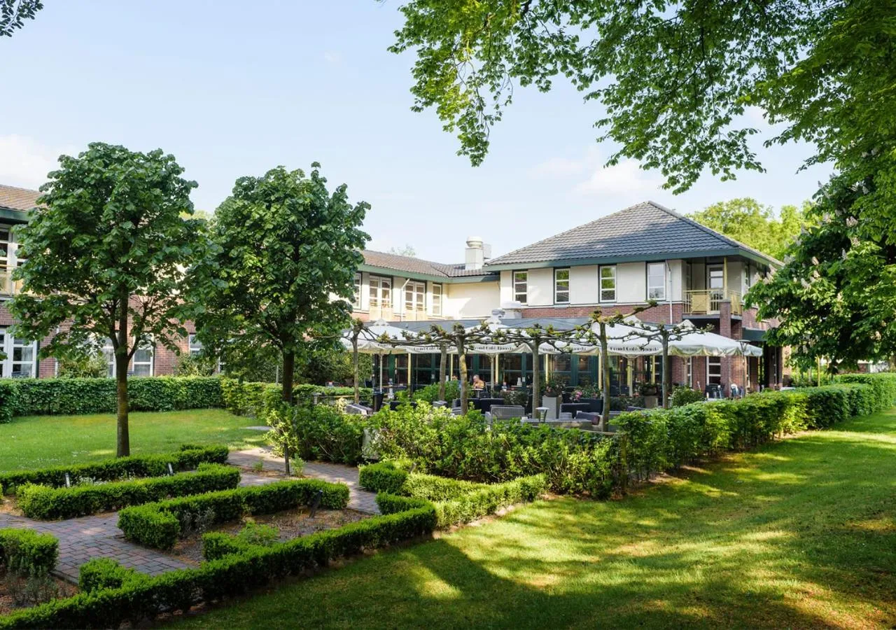 Dog Friendly Hotel $Oranjewoud - $Parkhotel Tjaarda
