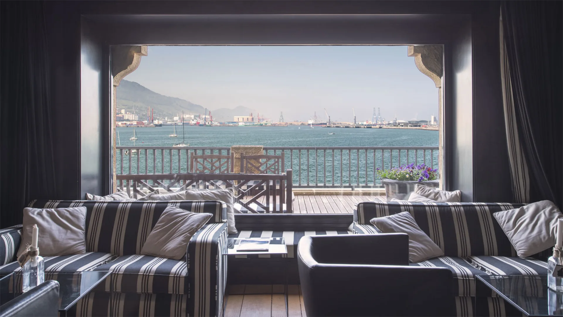 Ercilla Embarcadero Hotel interior