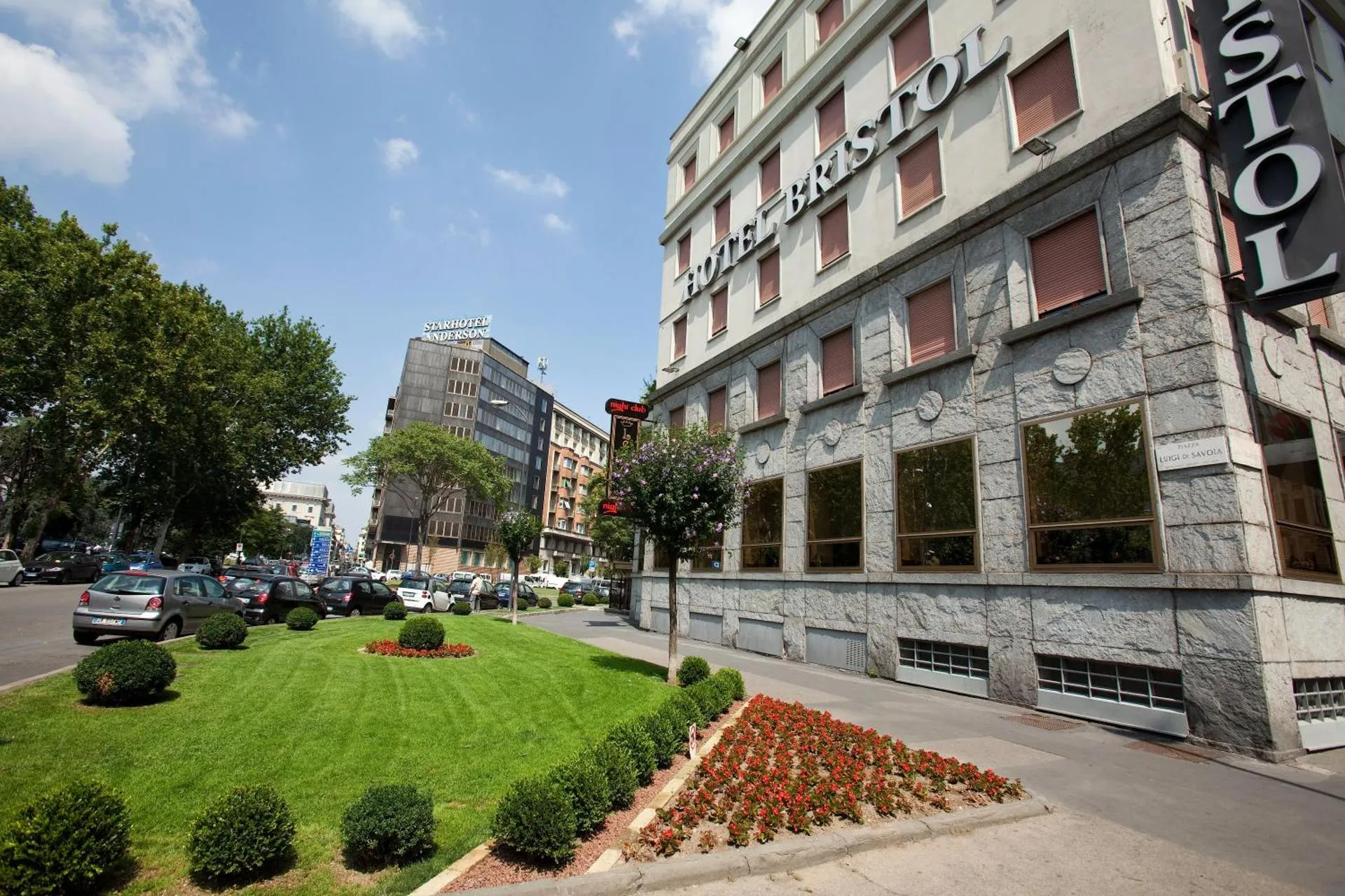 Dog Friendly Hotel $Milan - $Hotel Bristol