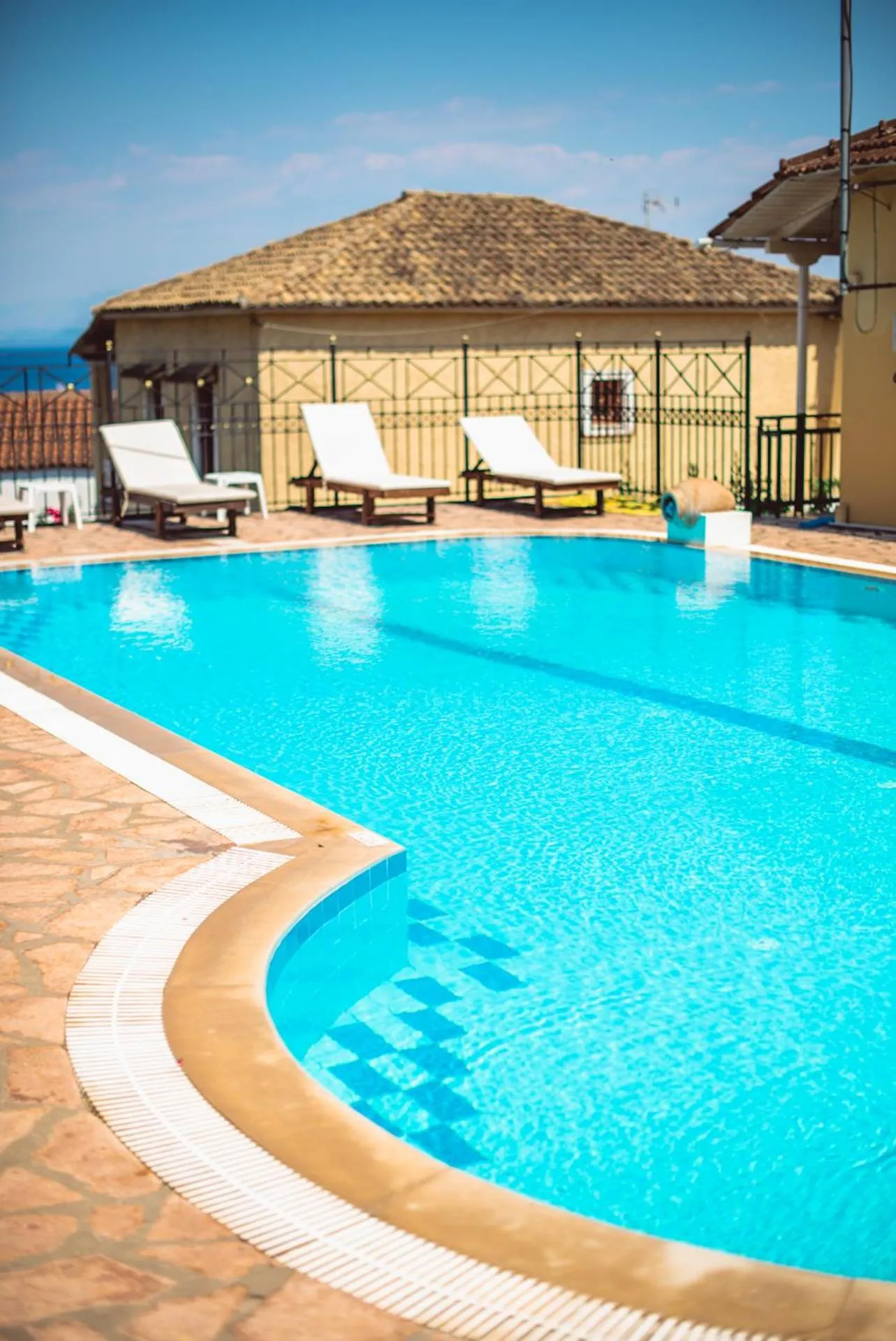 Avra Sea View Paradise Pool Apartments