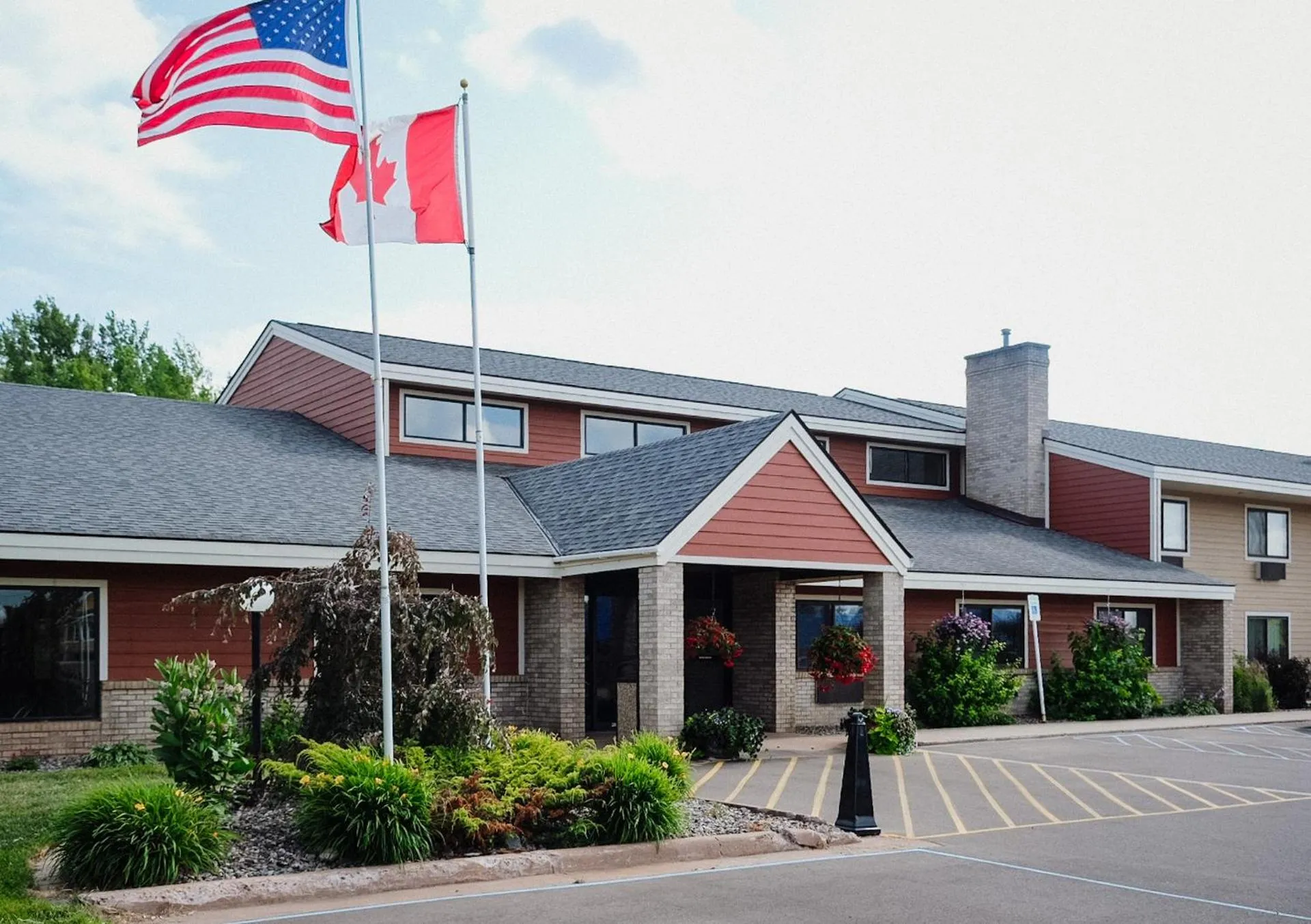 Dog Friendly Hotel $Ironwood - $AmericInn by Wyndham Ironwood