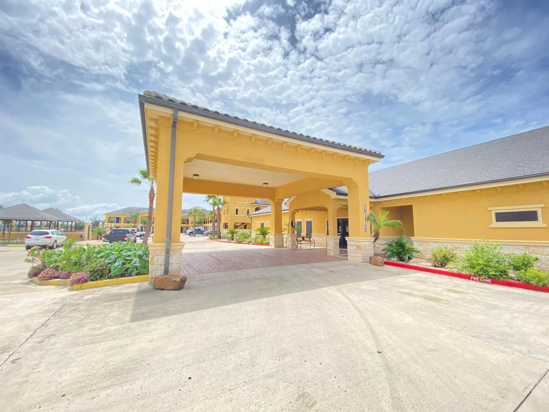 Dog Friendly Hotel $Weslaco - $Weslaco Inn - Weslaco/Mercedes