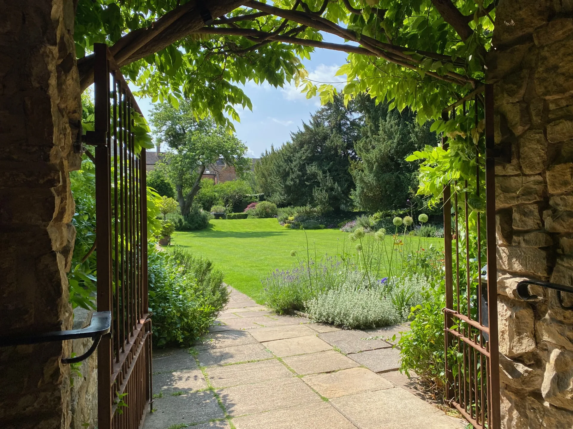 The George Hotel of Stamford, a dog friendly hotel in Stamford