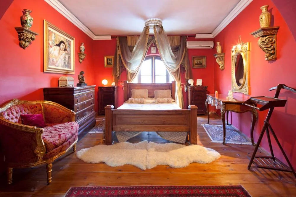 Dog Friendly Bed and breakfast $Naxxar - $Knights In Malta B&B