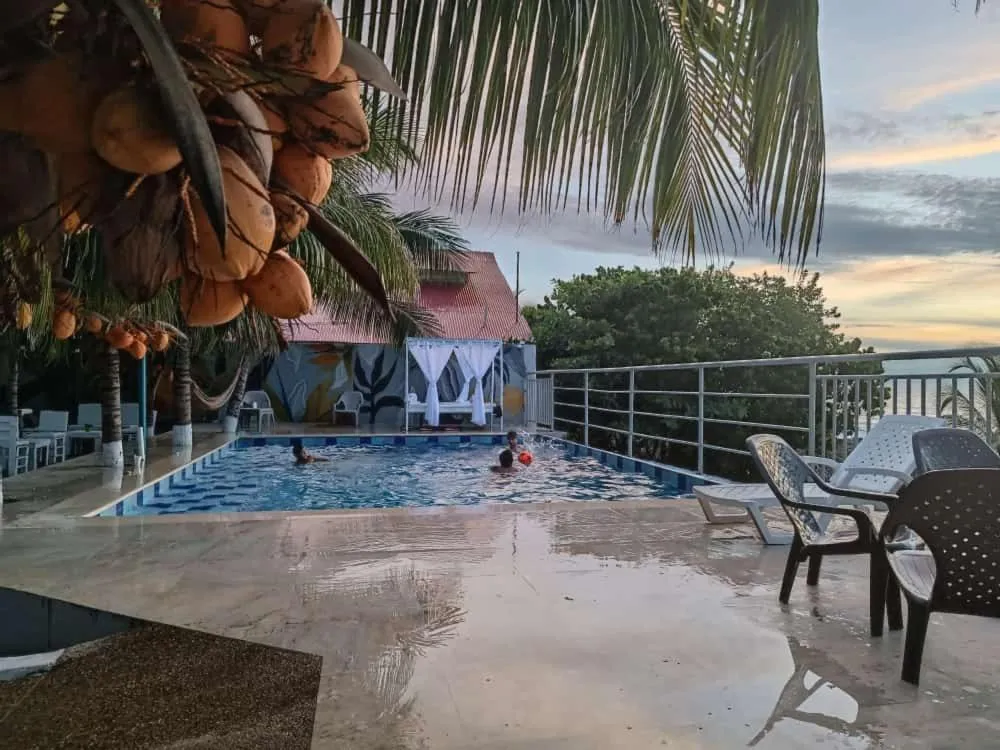 Hotel Paicos Beach