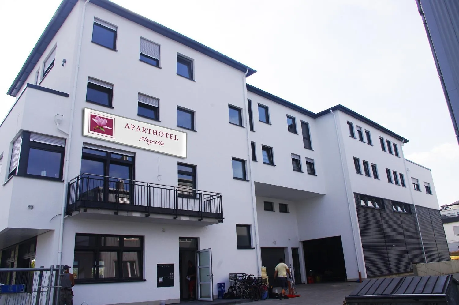 Dog Friendly Aparthotel $Oberursel - $Aparthotel Magnolia