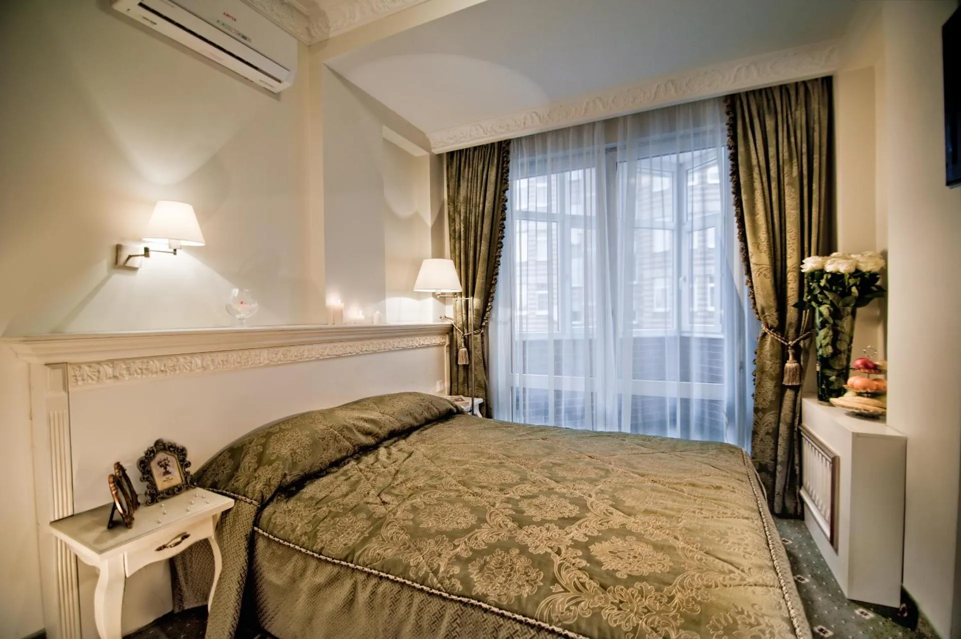 Royal City Hotel