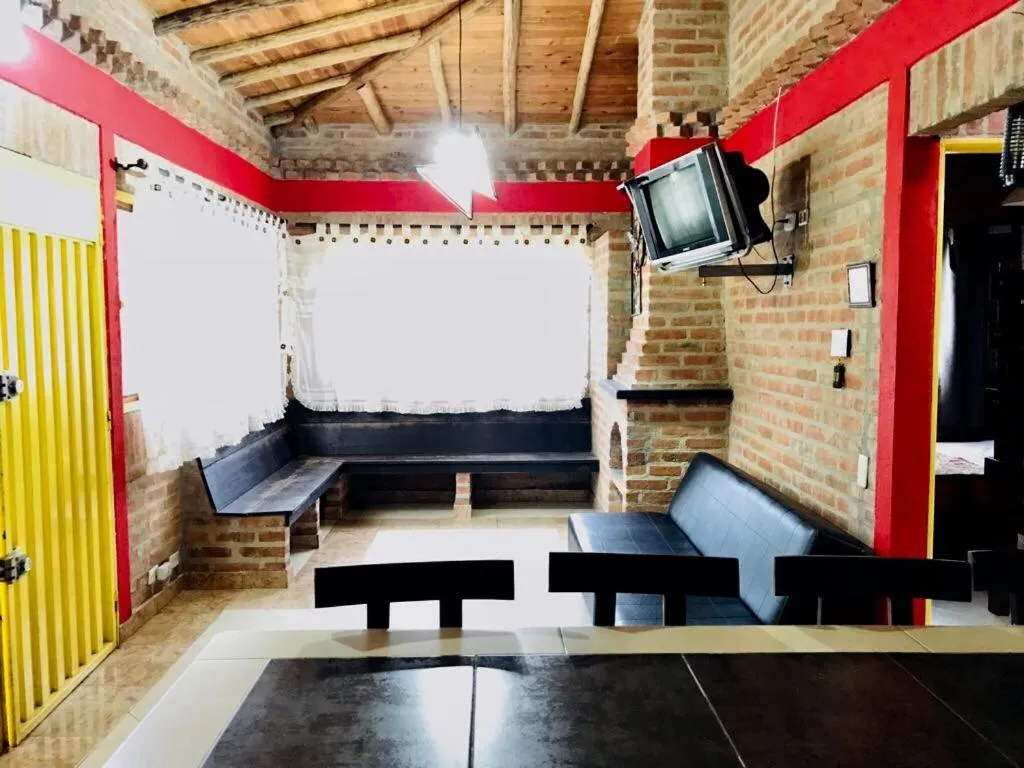 Cabañas La Carolina - Mesa de Los Santos