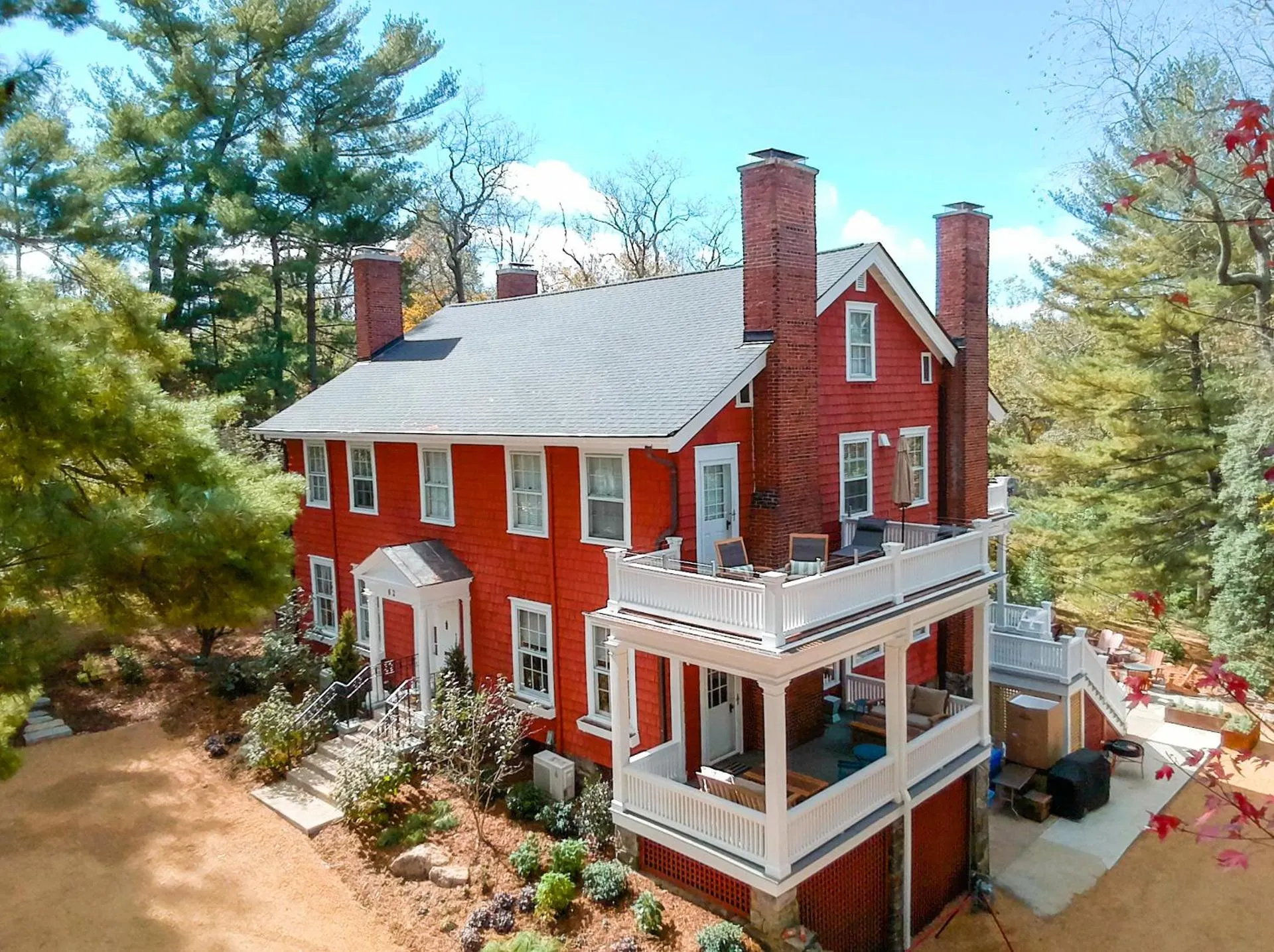 The Applewood Manor