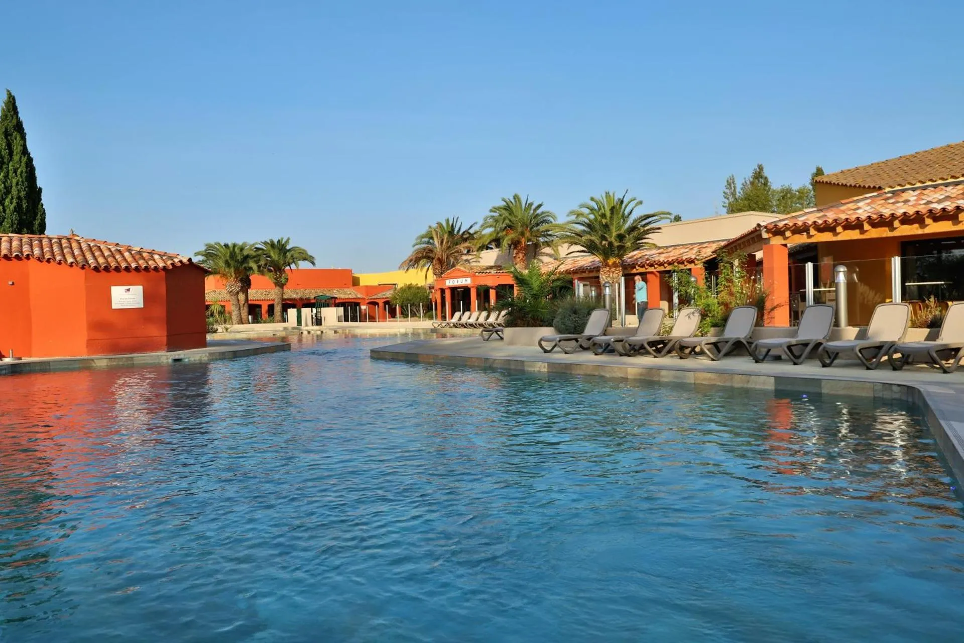 Dog Friendly Resort $Arles - $SOWELL Family Les Amandiers