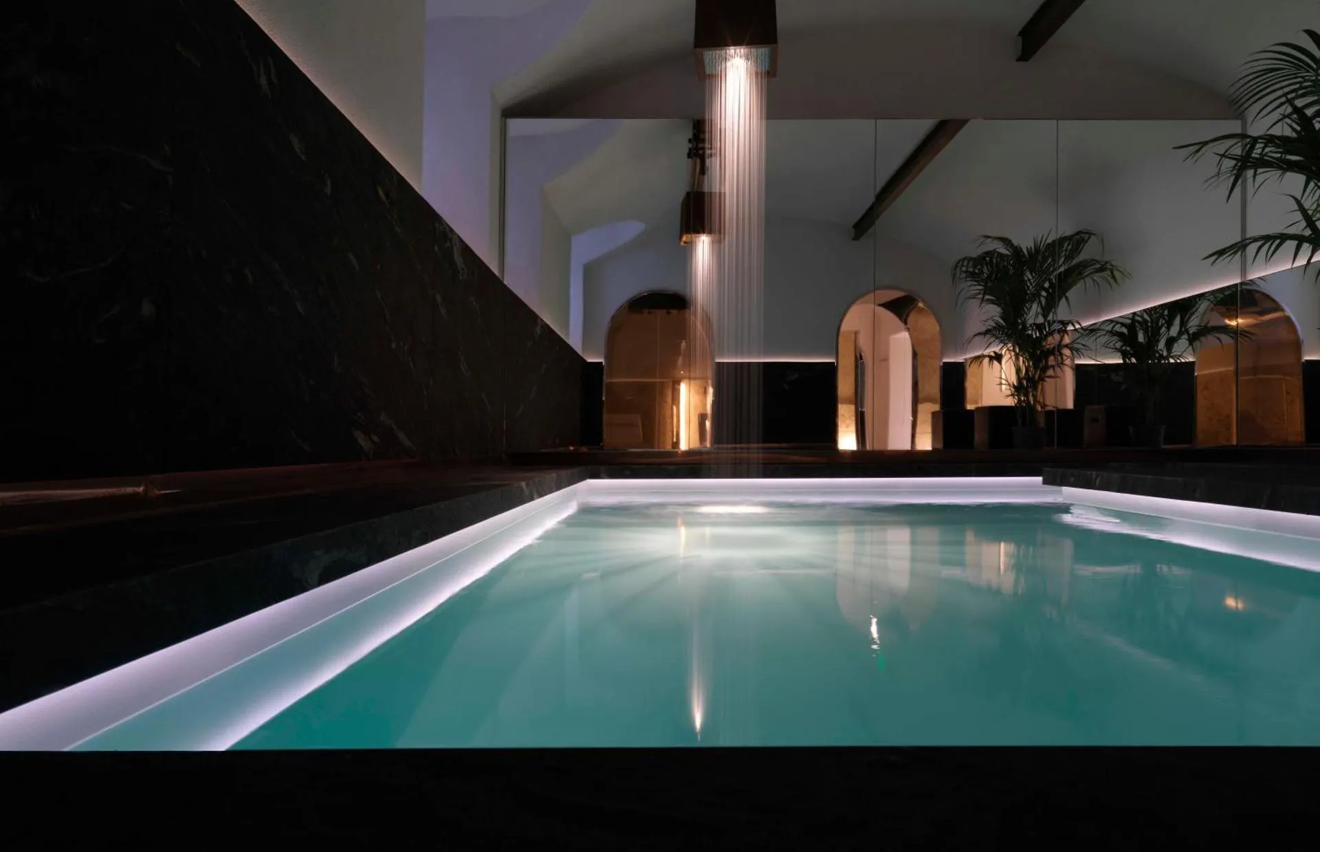 Dog Friendly Hotel $Milan - $STRAF, Milan, a Member of Design Hotels