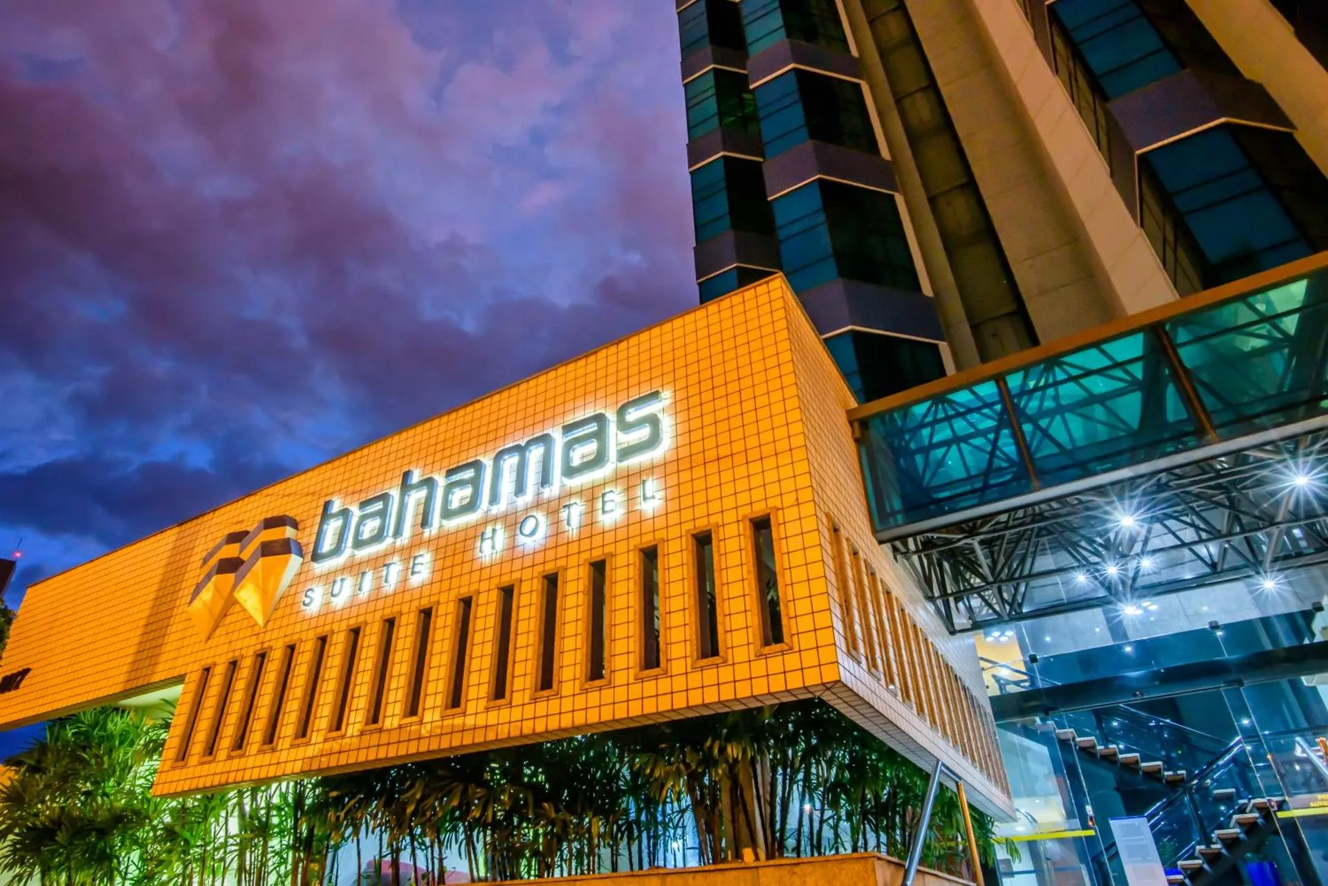 Dog Friendly Hotel $Campo Grande - $Bahamas Suíte Hotel