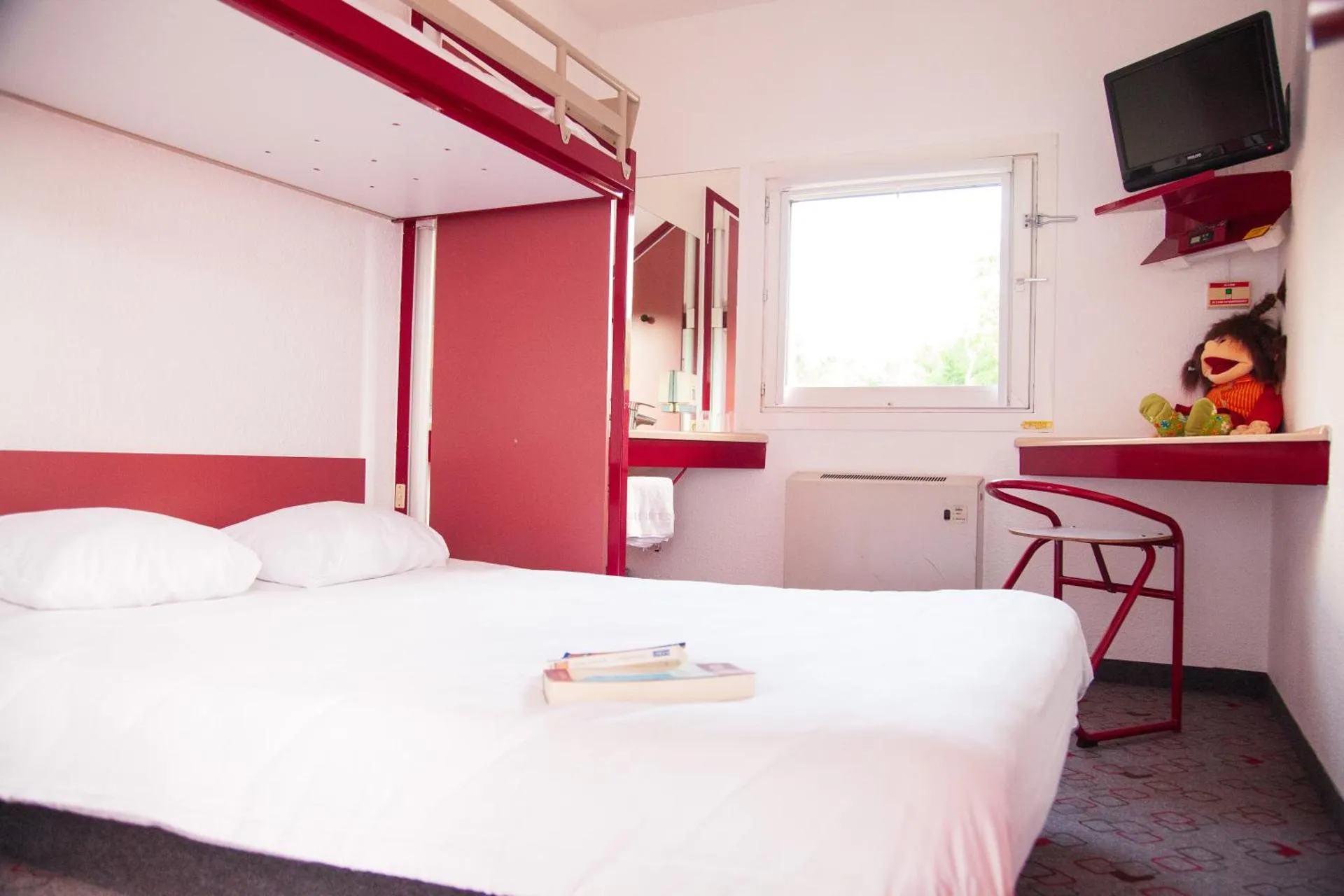 Dog Friendly Hotel $Charleroi - $Class'eco Charleroi