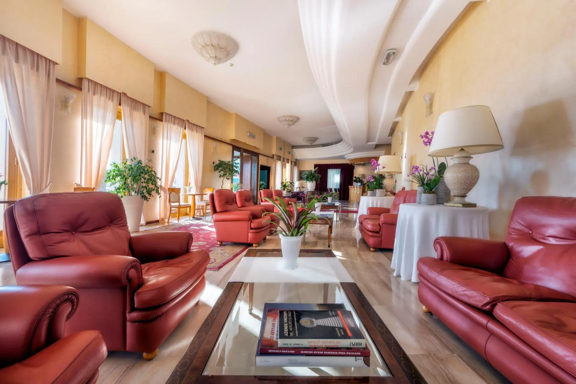 Dog Friendly Hotel $Nettuno - $Astura Palace Hotel
