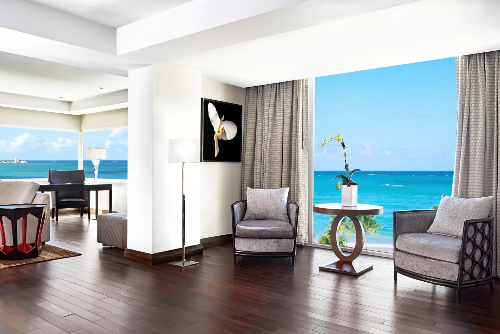 Fairmont El San Juan Hotel interior