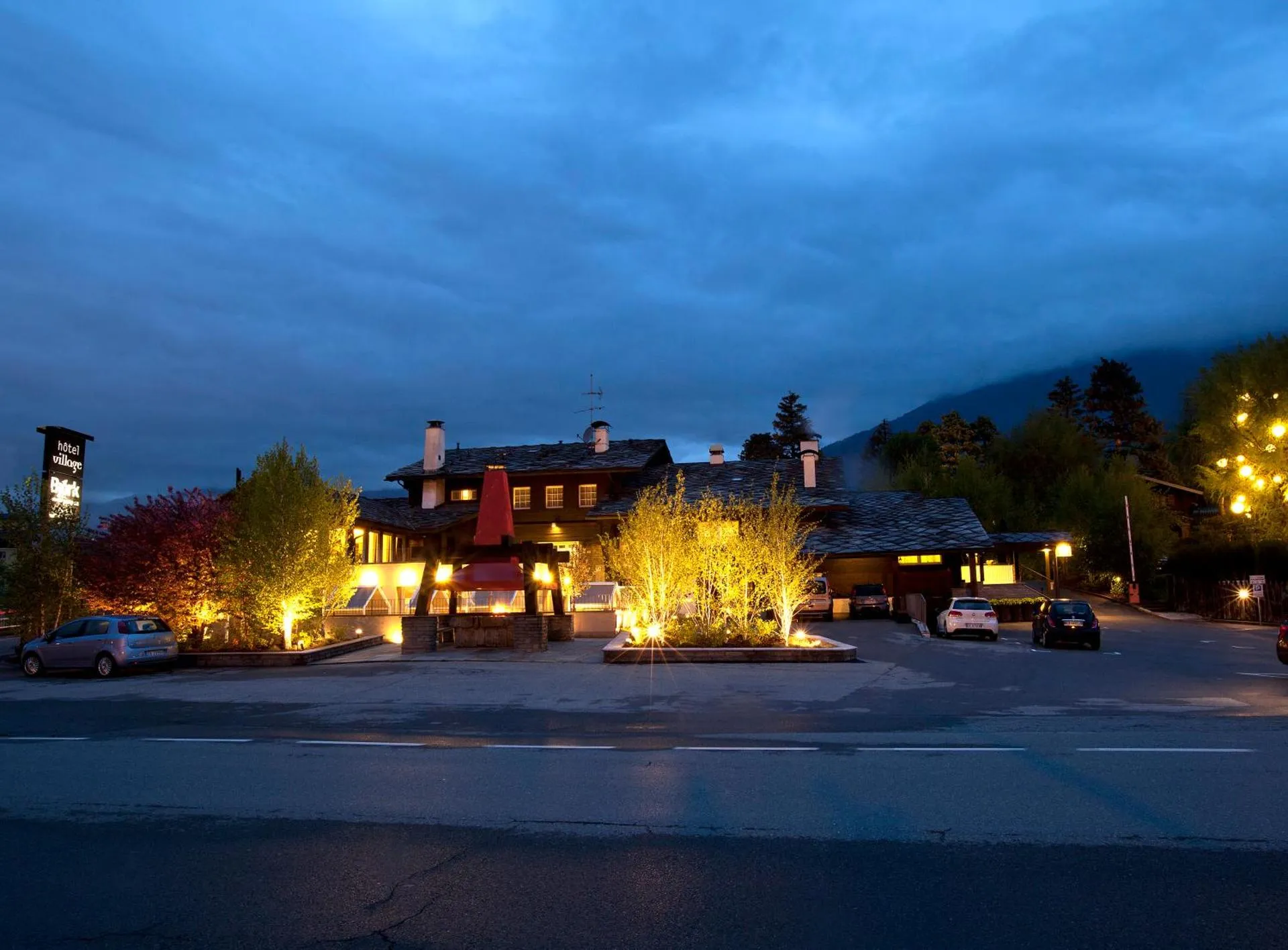 Dog Friendly Hotel $Aosta - $Hotel Village