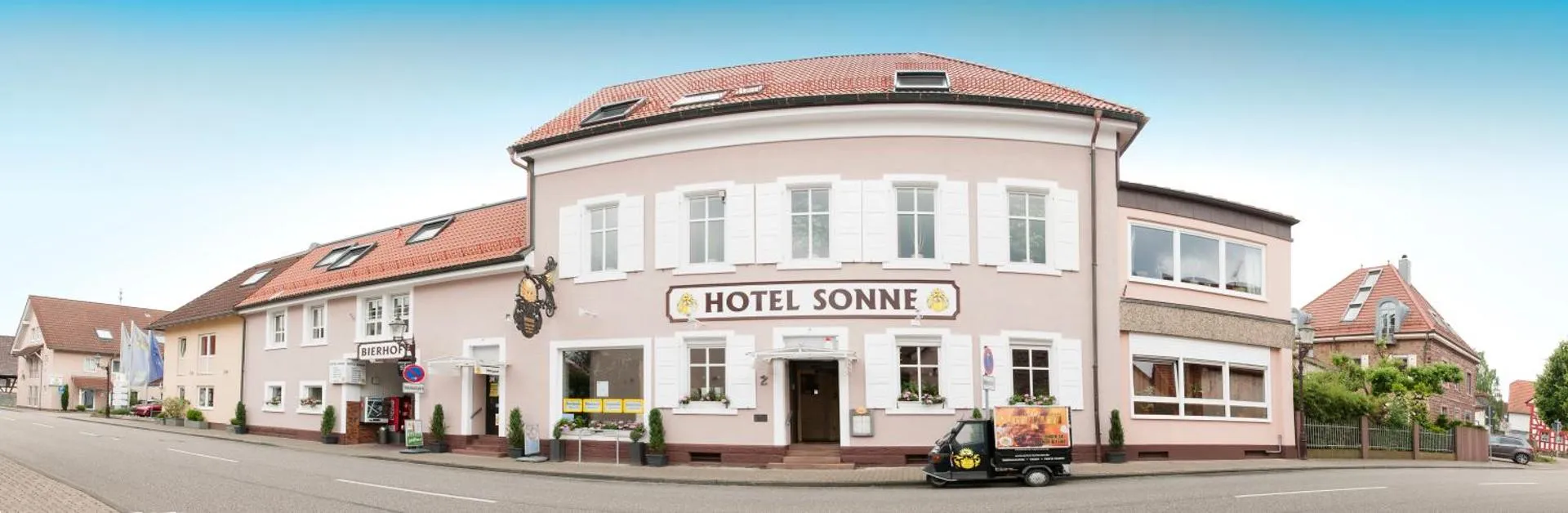 Dog Friendly Hotel $Stupferich - $Hotel Sonne