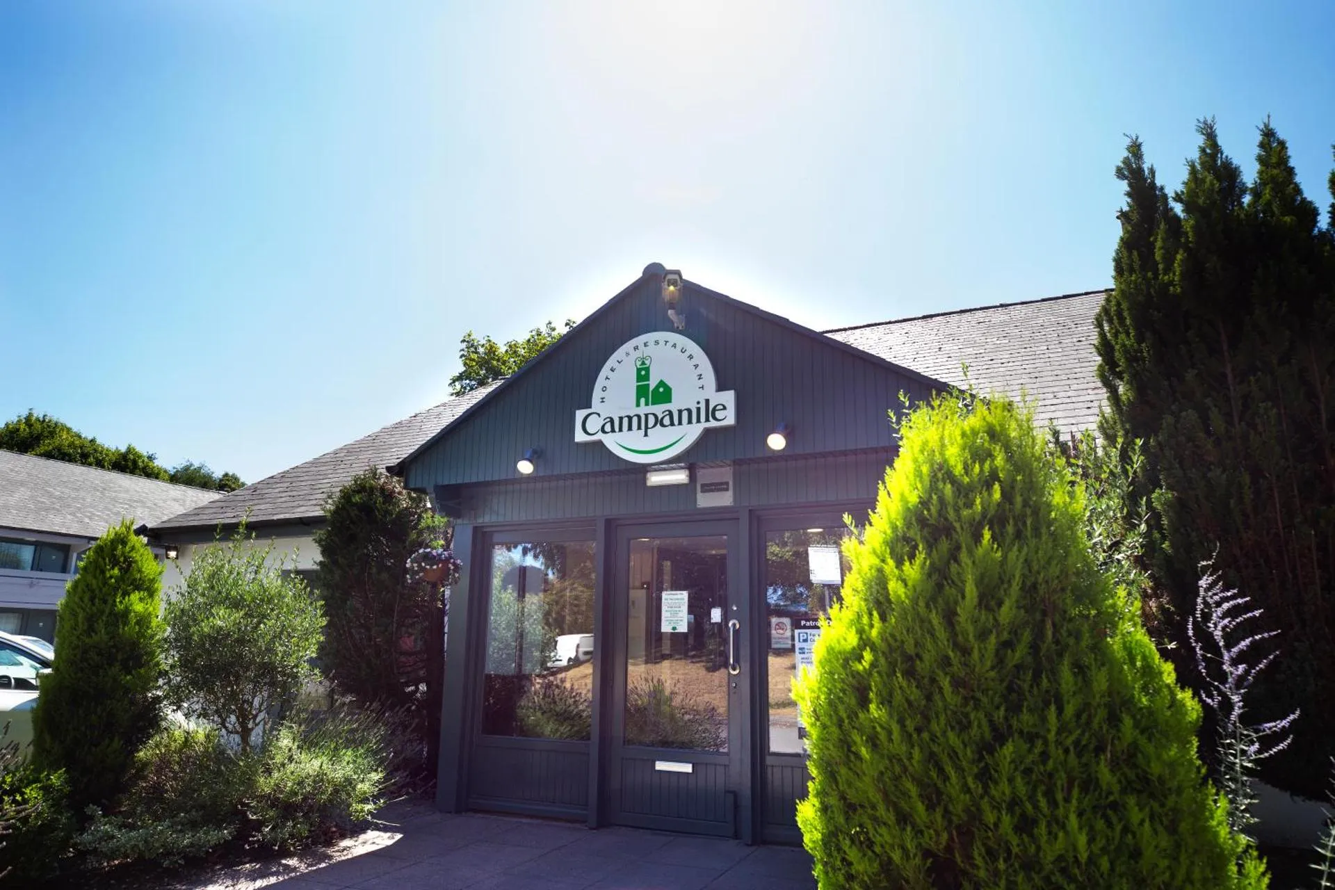 Dog Friendly Hotel $Doncaster - $Campanile Hotel Doncaster